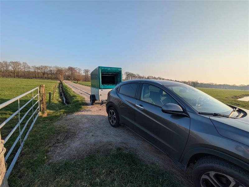 EcoPulse airborne eDNA sampling apparatuur op een voertuig